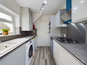 Photo 32- click for photo gallery